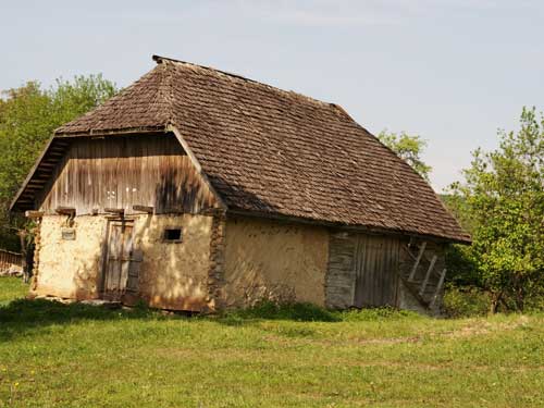 Foto Grajd din Dealul Corbului (c) Petru Goja